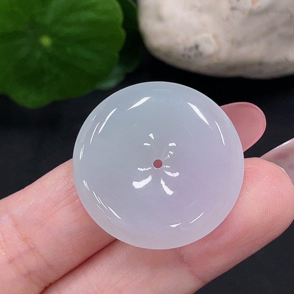 F34031907 Jadeite Peace Knot Pendant Total Weight Approx. 8.09g