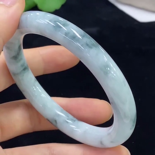 F32706902 Jadeite Round Bangle Size 58.2 Total Weight Approx. 52.03g Containing Other Mineral Components