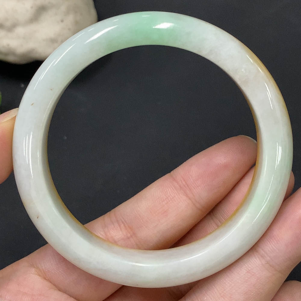 F28290911 Jadeite Round Bangle Size 54.8 Total Weight Approx. 50.07g Color Origin Undetermined