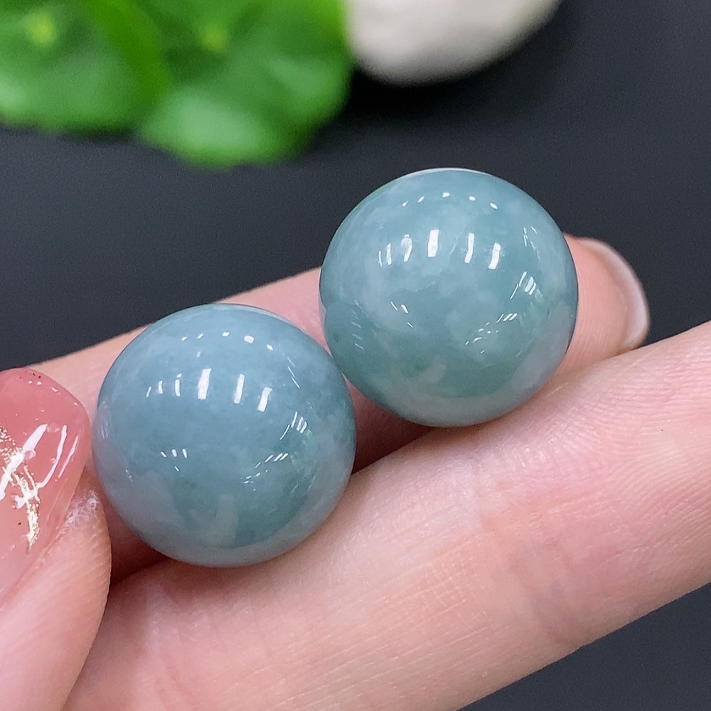 F26951601 Jadeite Round Beads Sell as a Lot