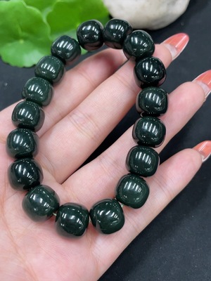 H35112327 Hetian Jade Bracelet, approx. 11.8mm beads, total weight approx. 50.4g