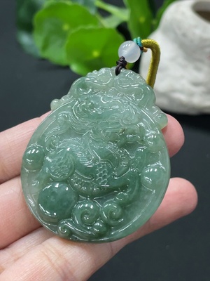 F34076786 Jadeite Kylin Pendant Total Weight Approx. 25.7g with Non-Type A Beads