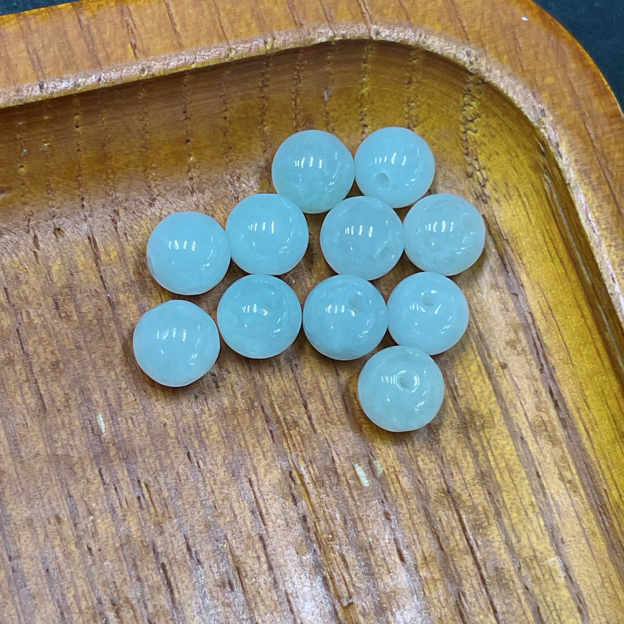 F34046878 Jadeite Beads Sell as a Lot