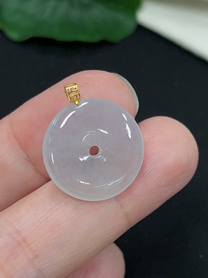 F46546437 翡翠平安扣挂件 18k金扣头   货品总重约2.5g