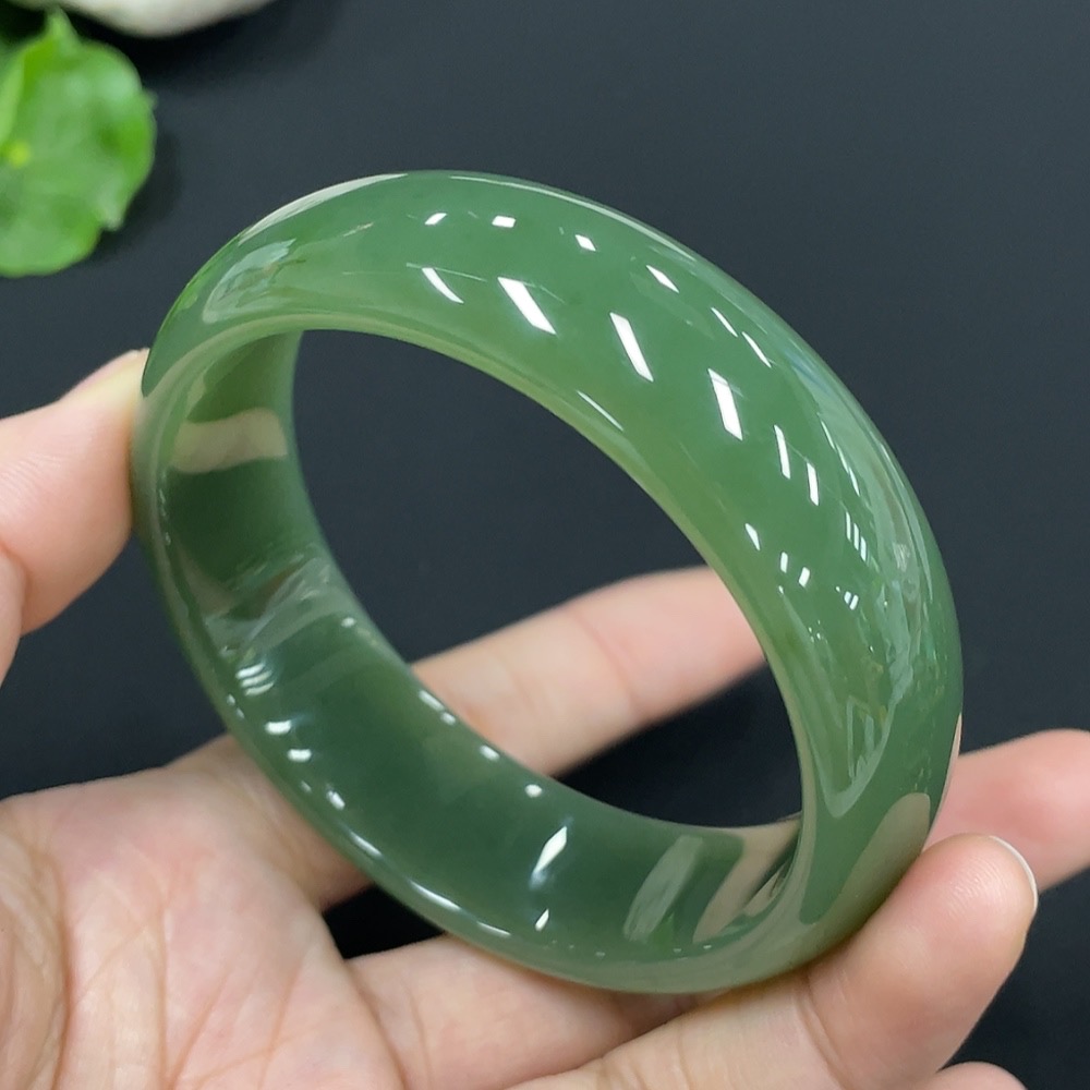 H26998125 Hetian Jade Round Bracelet Size 58.3 Total Weight Approx. 69.2g