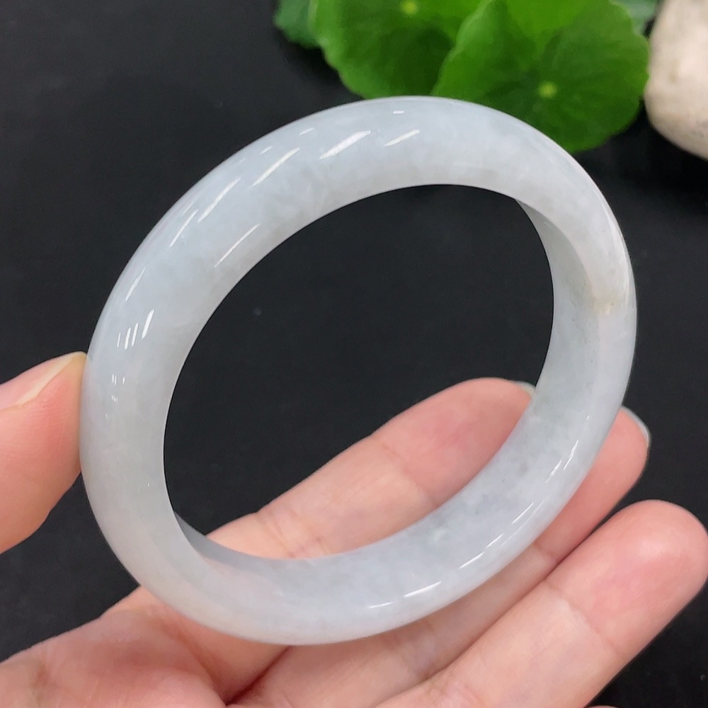 F30453294 Jadeite Regular Round Bracelet 54.8 Inner Diameter Approx.49.4g Total Weight