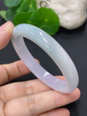 F46557669 翡翠正圈手镯 货品总重约35.07g 53.1圈口