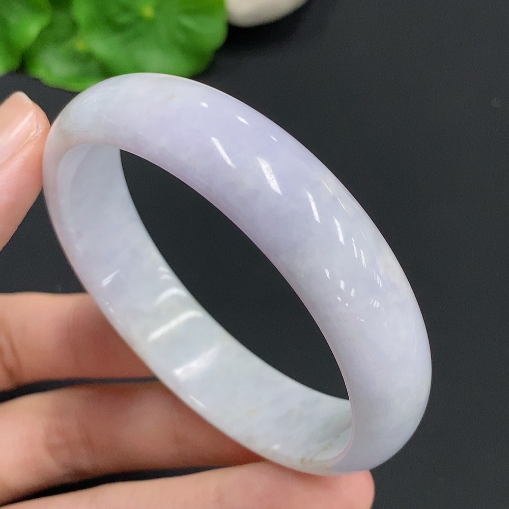 F30512886 Jadeite Round Bangle, Total Weight Approx. 43.4g, Size 56.3