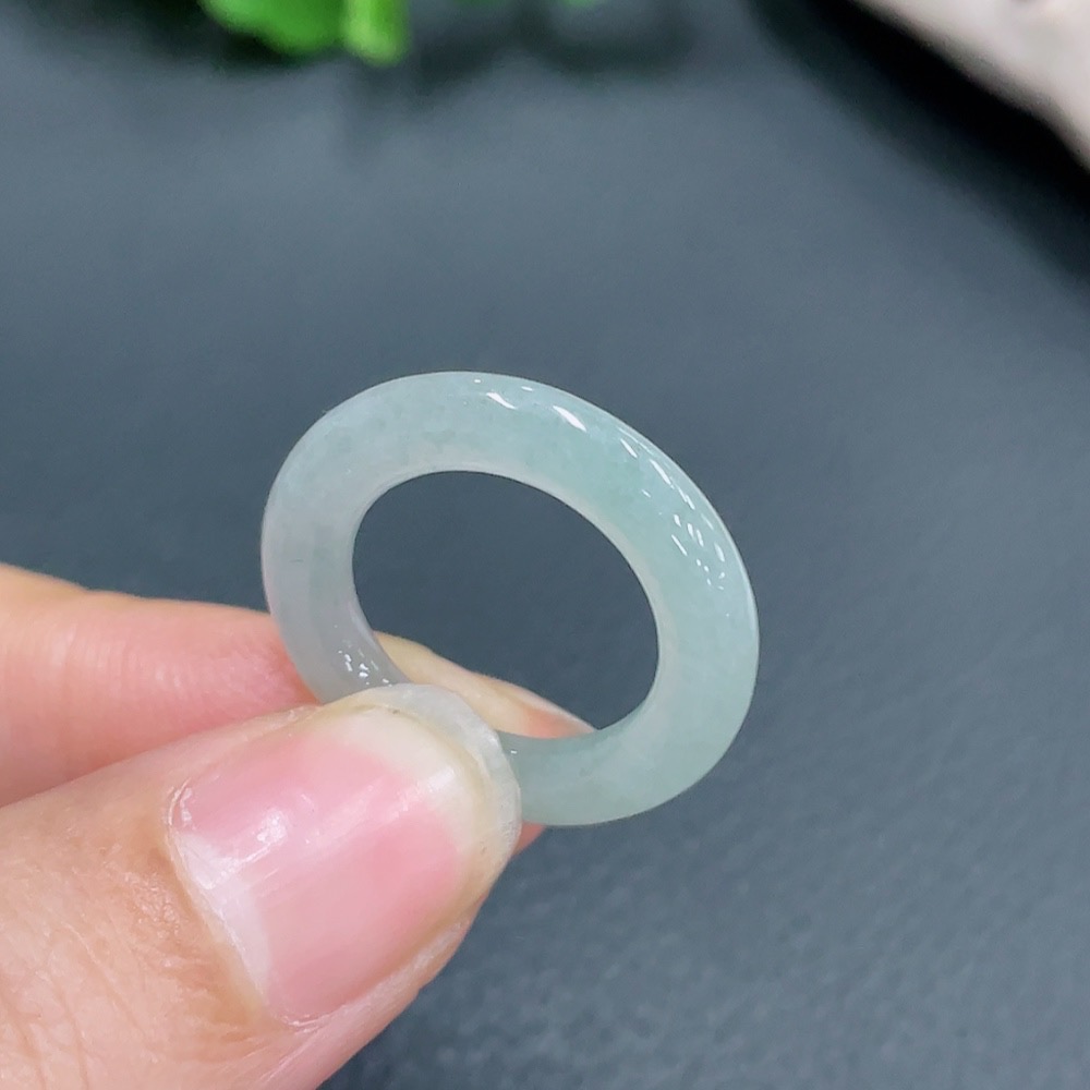 F23592281 Jadeite Ring Size 9 Total Weight 2.520g