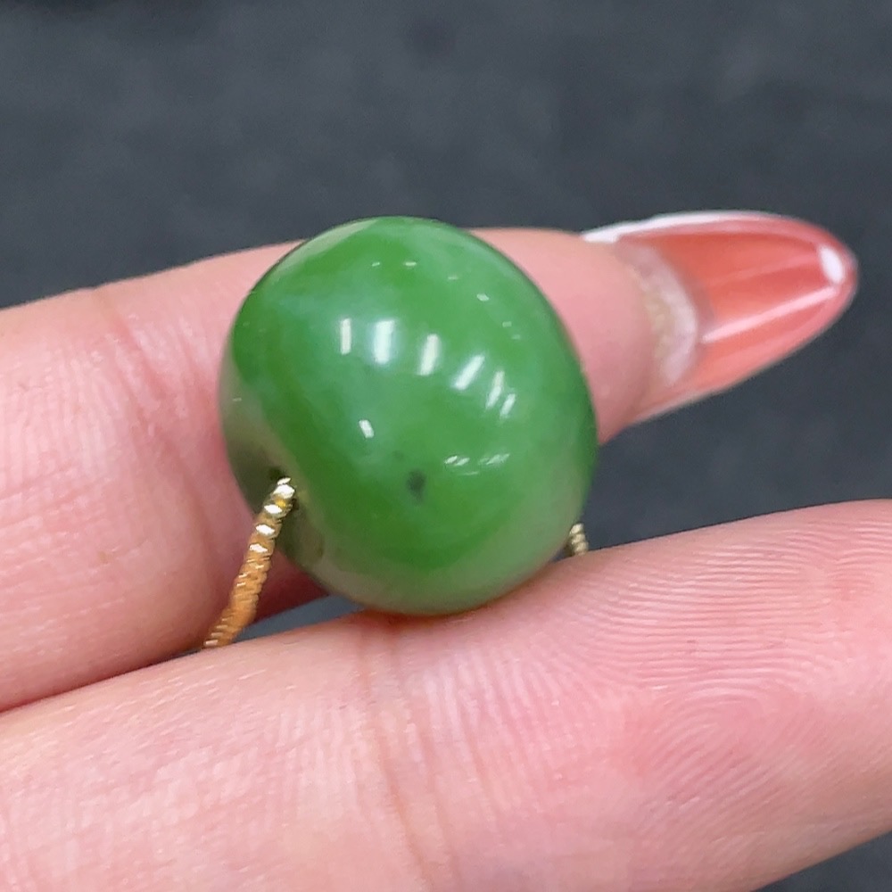 H34960897 Hetian Jade Jasper Pendant - Peace Buckle (Non-Gold, Total Weight Including Chain: Approx. 7.3g)
