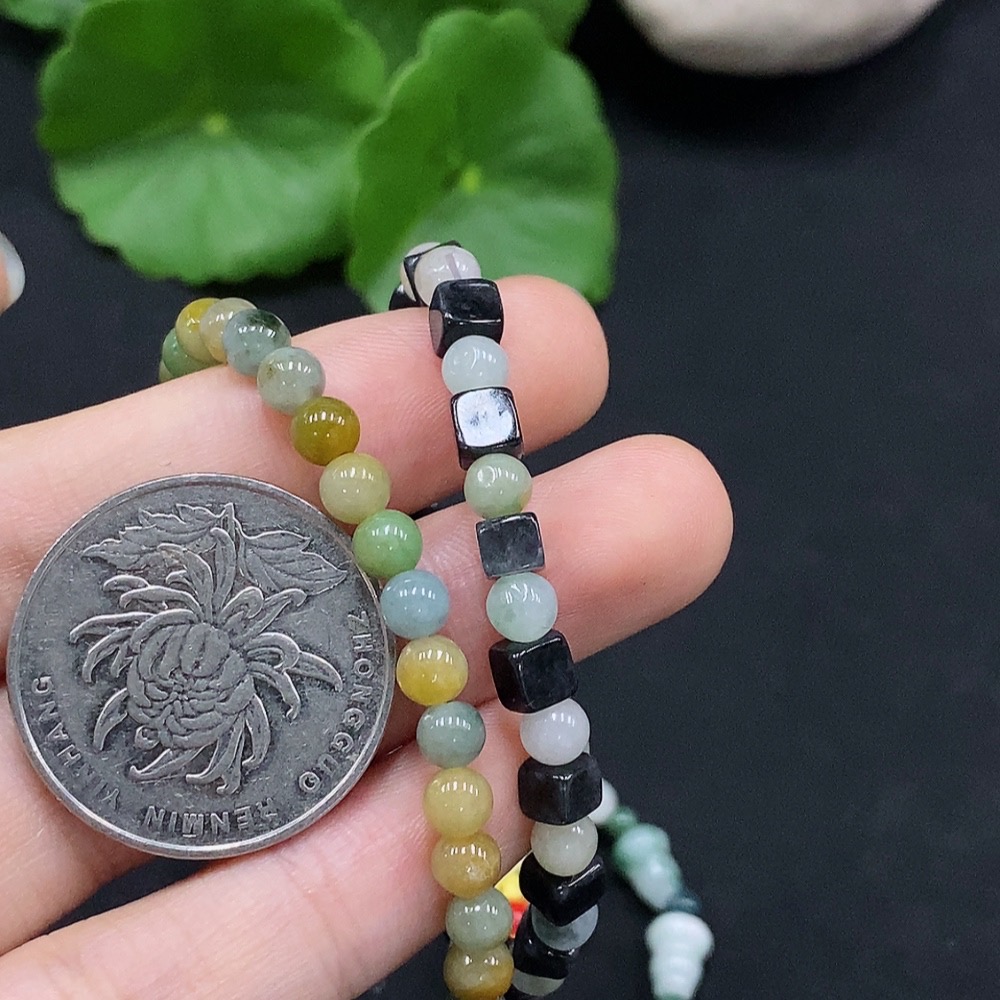 F29408229 Jadeite Bead Necklace Color Origin Undetermined No Metal Inlay