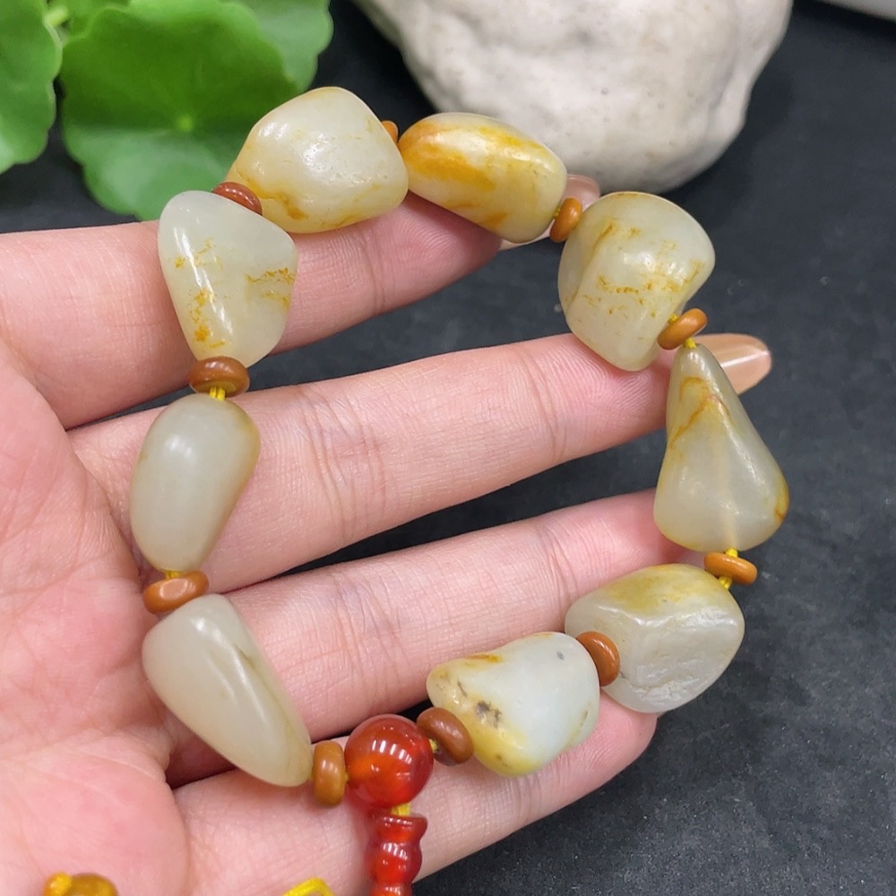 H32797954 Hetian Jade Bracelet, Undetermined Skin Color Origin, Contains Other Mineral Components, Non-Hetian Jade Beads Included, Total Weight Approximately 44.5g