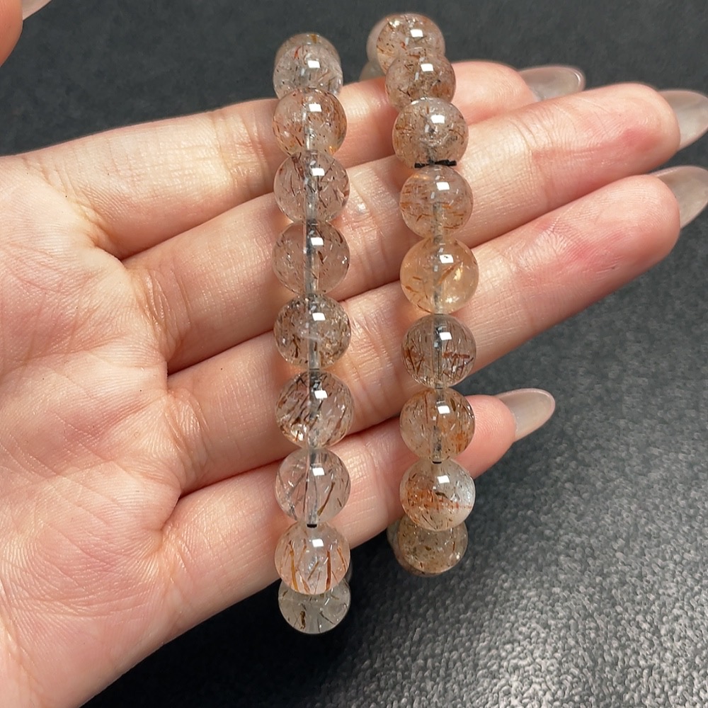 C34066600 Crystal Bracelet with Visible Organic Inclusions, Total Weight Approx. 44.3g, Sell as a Lot