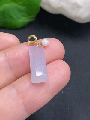 F34001204 Jadeite Plain Pendant with 18K Gold Clasp, Total Weight Approx. 1g