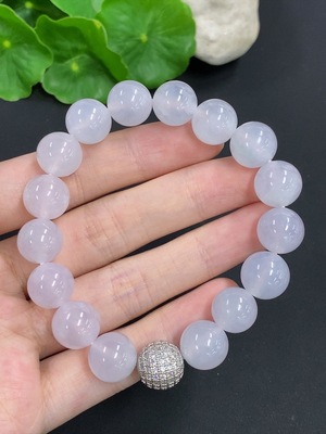 F46555298 翡翠手串 非金 货品总重量约49.2克 卡12mm左右