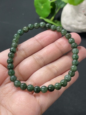 F35081045 Jadeite Bracelet Approx. 5.8mm Total Weight Approx. 11.6g