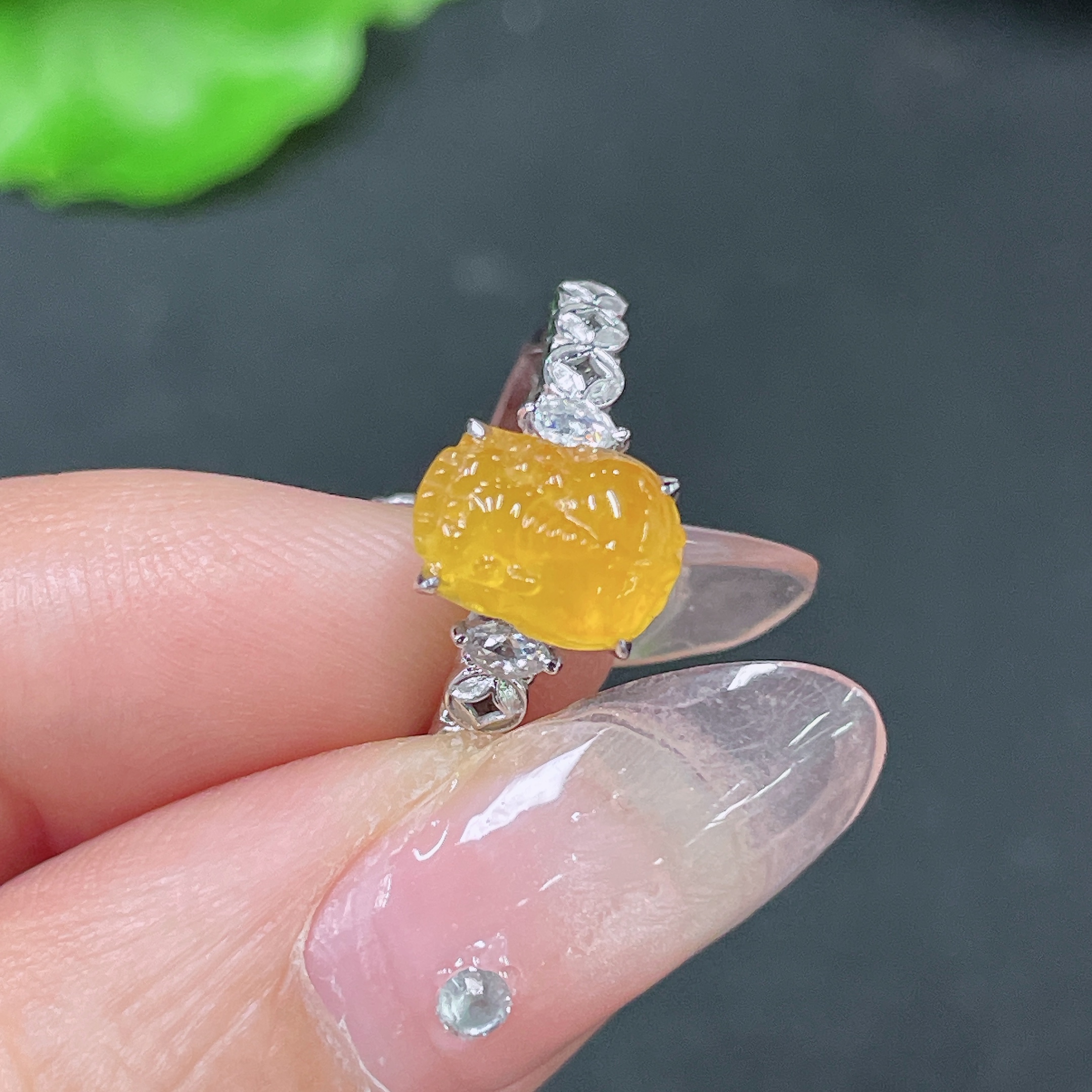 F34046740 Jadeite Inlay 18k Gold Inlaid Color Origin Undetermined With Diamond Accents Total Weight Approx. 2.31g Size 13