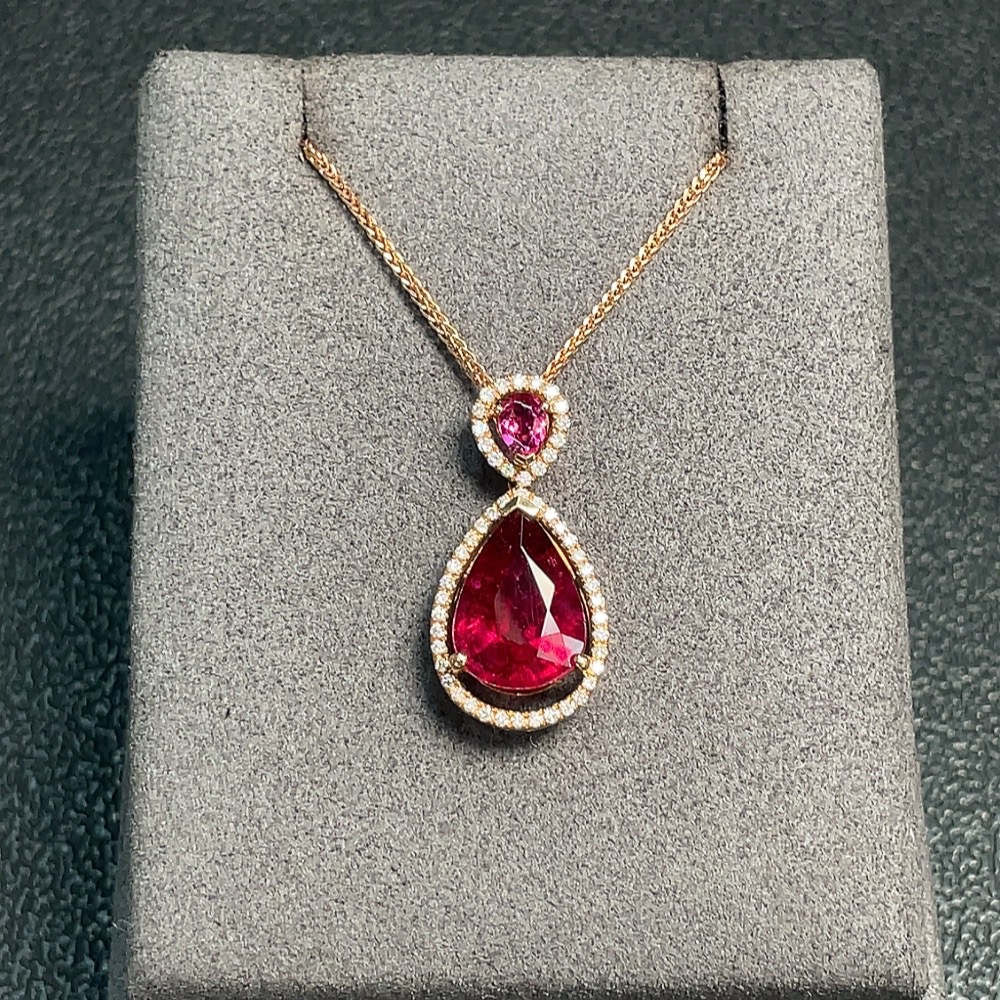 C32815605 18k Tourmaline Necklace with Diamond Accents, Total Weight Approx. 5.6g