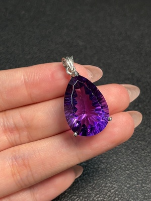 C33871542 Crystal Pendant Non-Gold Total Weight Approx. 7.32g