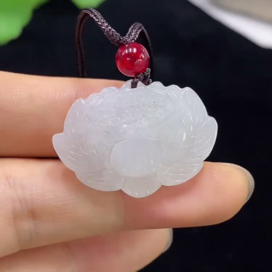 F32707078 Jadeite Lotus Pendant Total Weight Approx. 8.05g (Including Rope Weight)