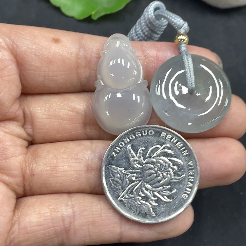 F30499377 Jadeite Pendant Sell as a Lot Non-Gold