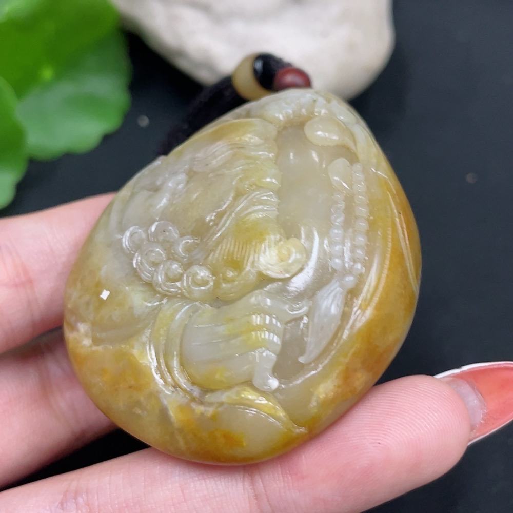 H34017625 Hetian Jade Pendant - Bodhidharma - Undetermined Skin Color Origin - Total Weight (Including Cord): 86.1g