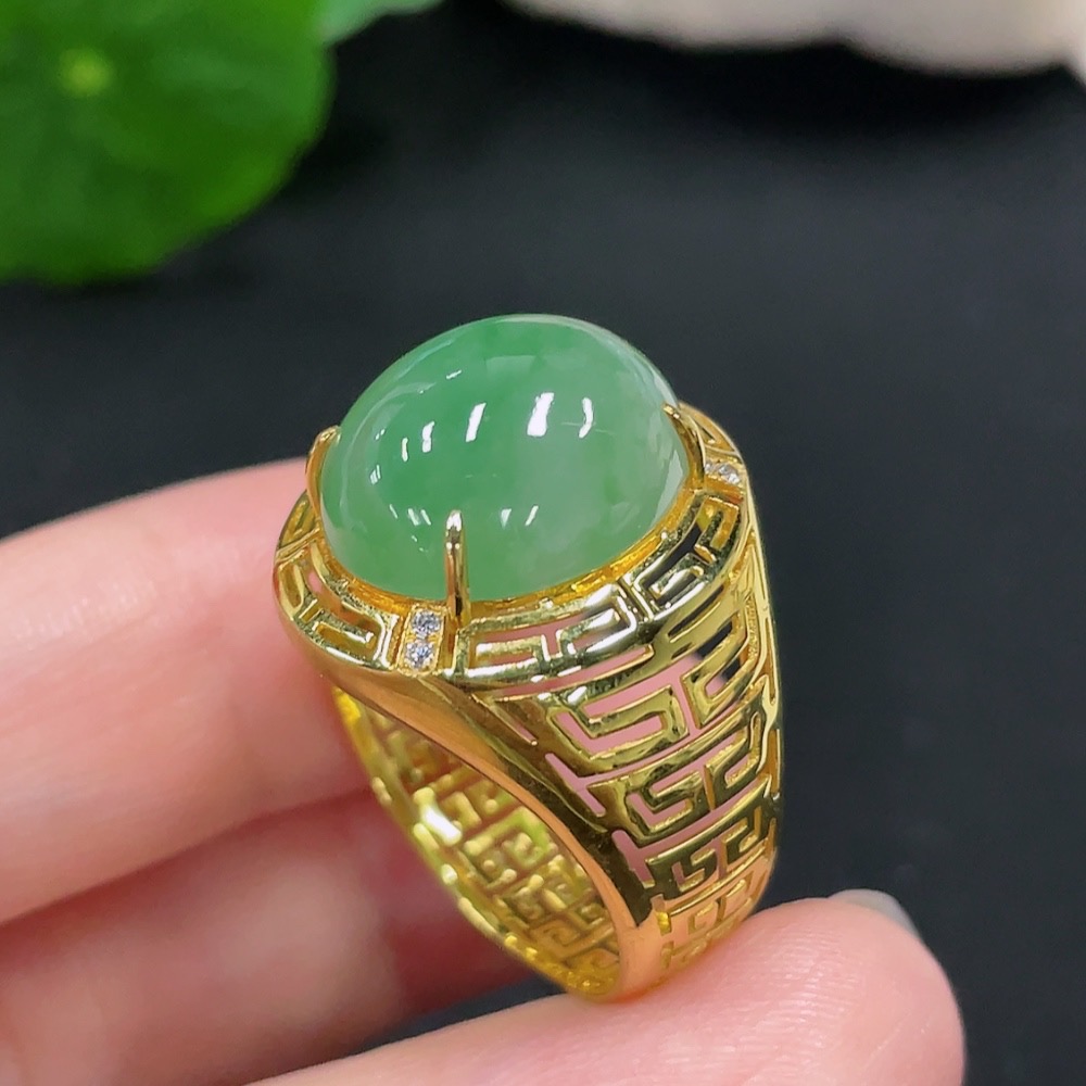 F31592767 Jadeite Cabochon Inlaid Ring 18K Gold Size 22 Total Weight Approx. 7.39g