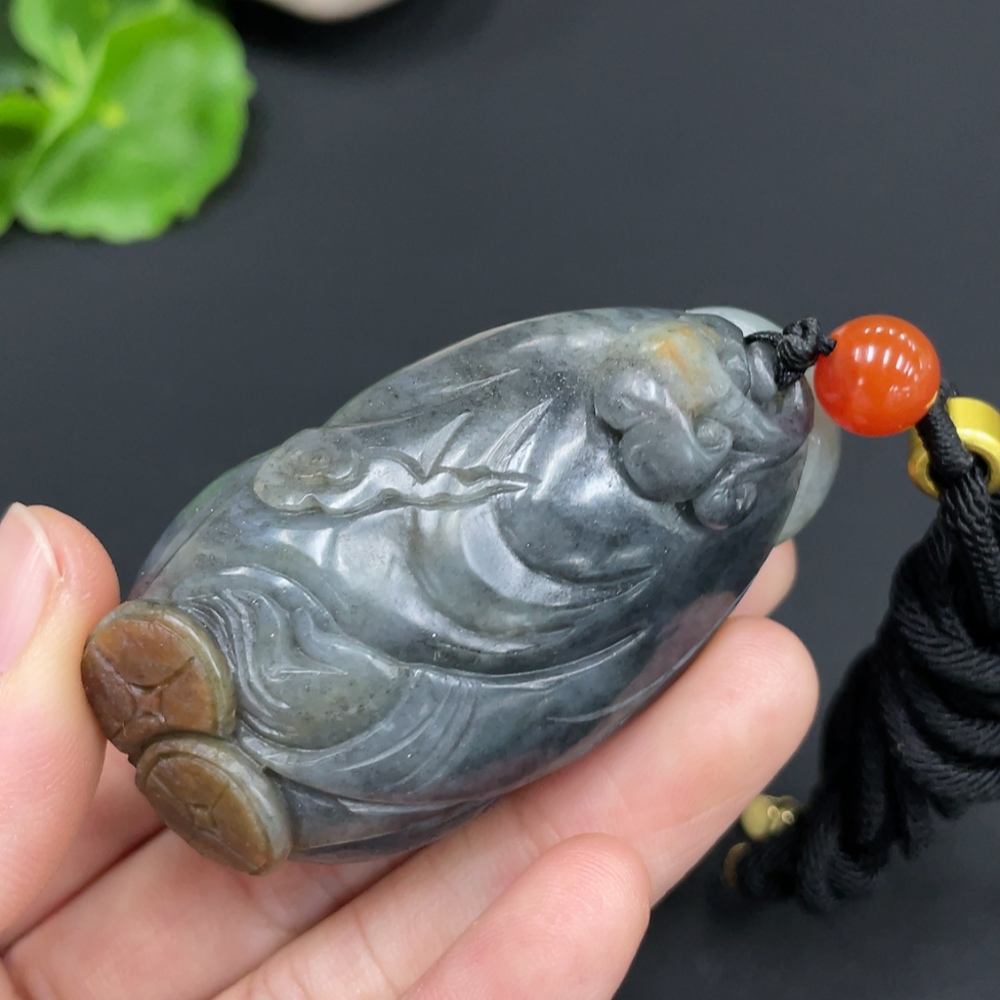 H29352397 Hetian Jade Pendant Child Total Weight (with rope): 66.2g Undetermined skin color origin