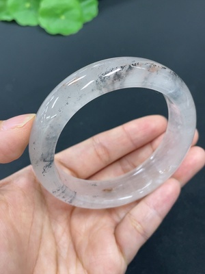 H42052577 非洲翠（独龙玉）正圈手镯    圈口56.4     货品总重约59.7g