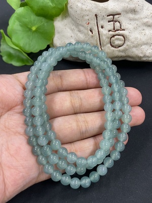 F46598789 翡翠珠链  货品总重约38.48g  卡5.8mm左右