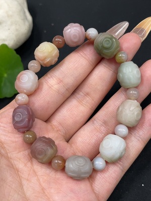 H30491605 Yanyuan Agate Bracelet, Total Weight Approx. 30.6g