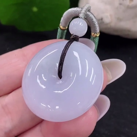 F33916541 Jadeite Peace Knot Pendant Total Weight Approximately 24.3g (Including Rope Weight)