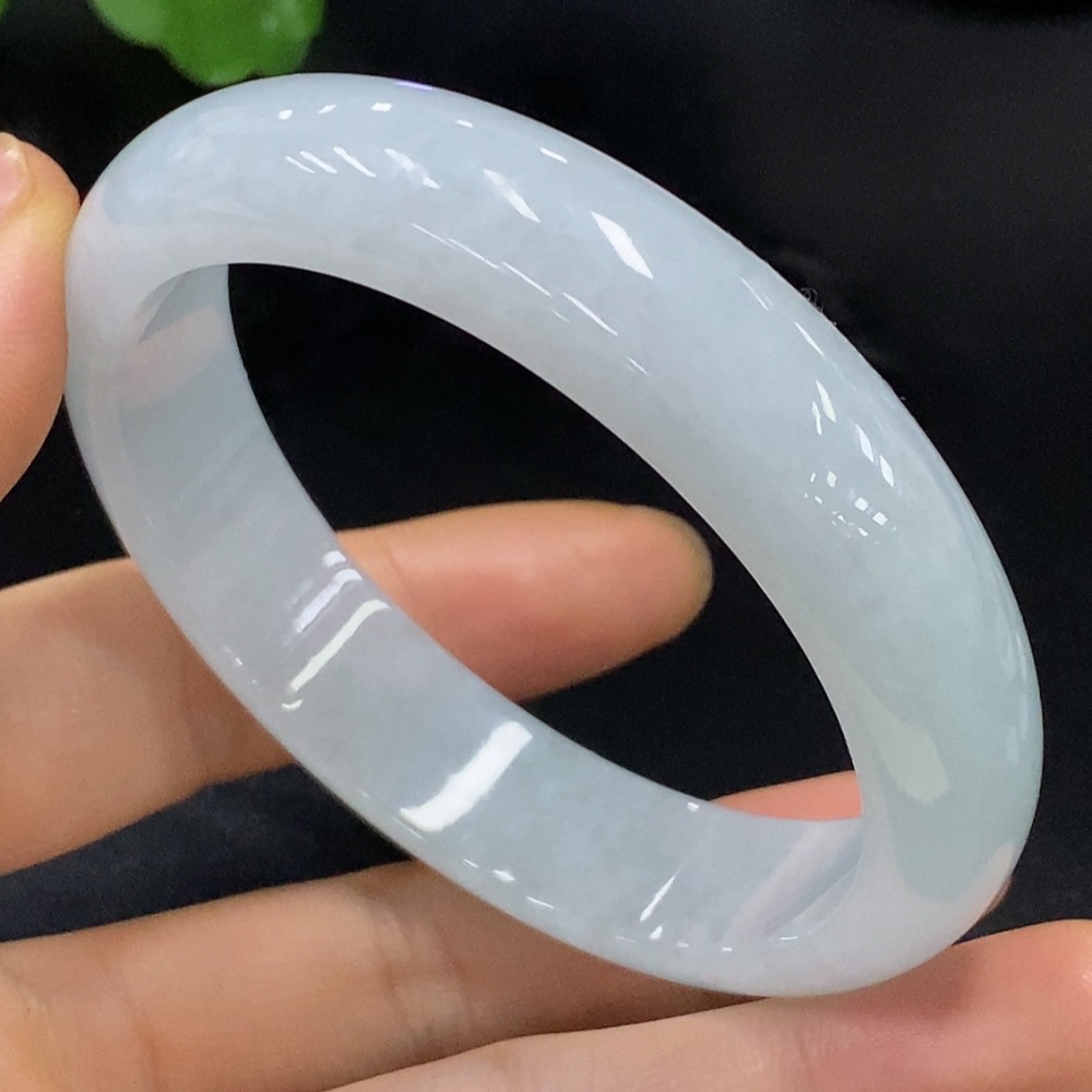 F28206470 Jadeite Round Bangle, Total Weight Approx. 57.49g, Size 57.5