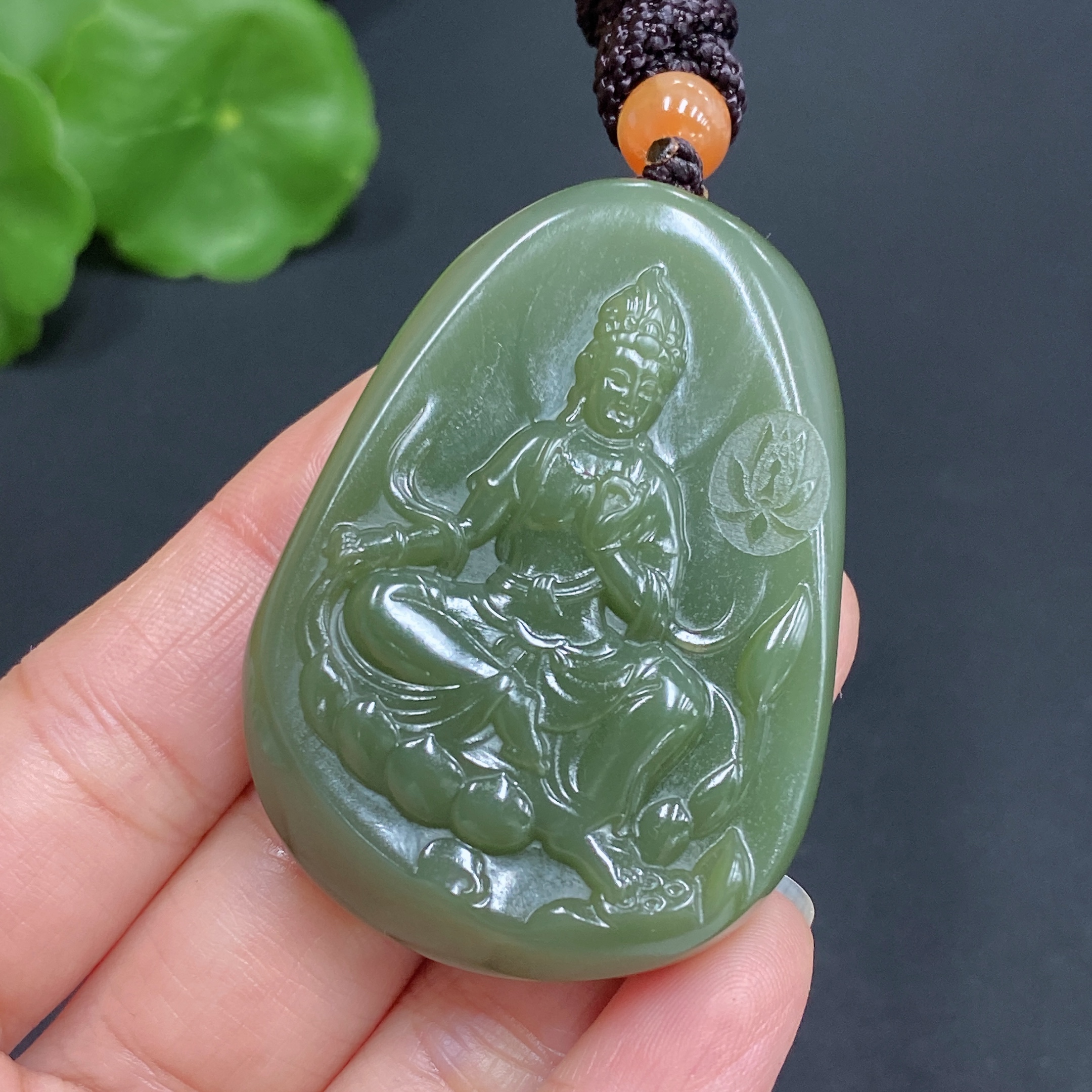 H24833952 Hetian Jade Pendant Guanyin Total Weight Approx. (Including Rope) 39g