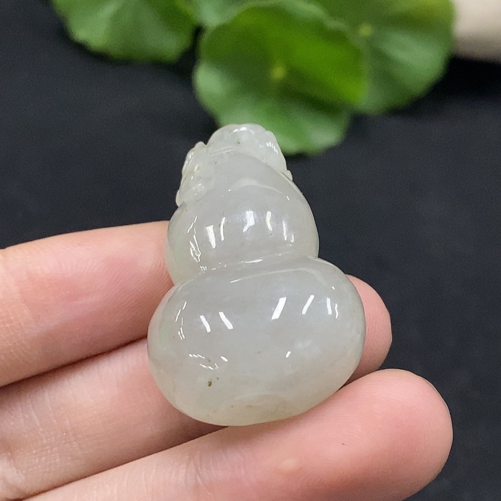 F34029031 Jadeite Gourd Pendant Total Weight Approx. 18.48g
