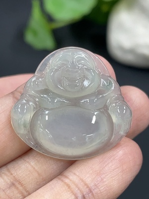 F42953250 翡翠佛公挂件 货品总重约6.3g