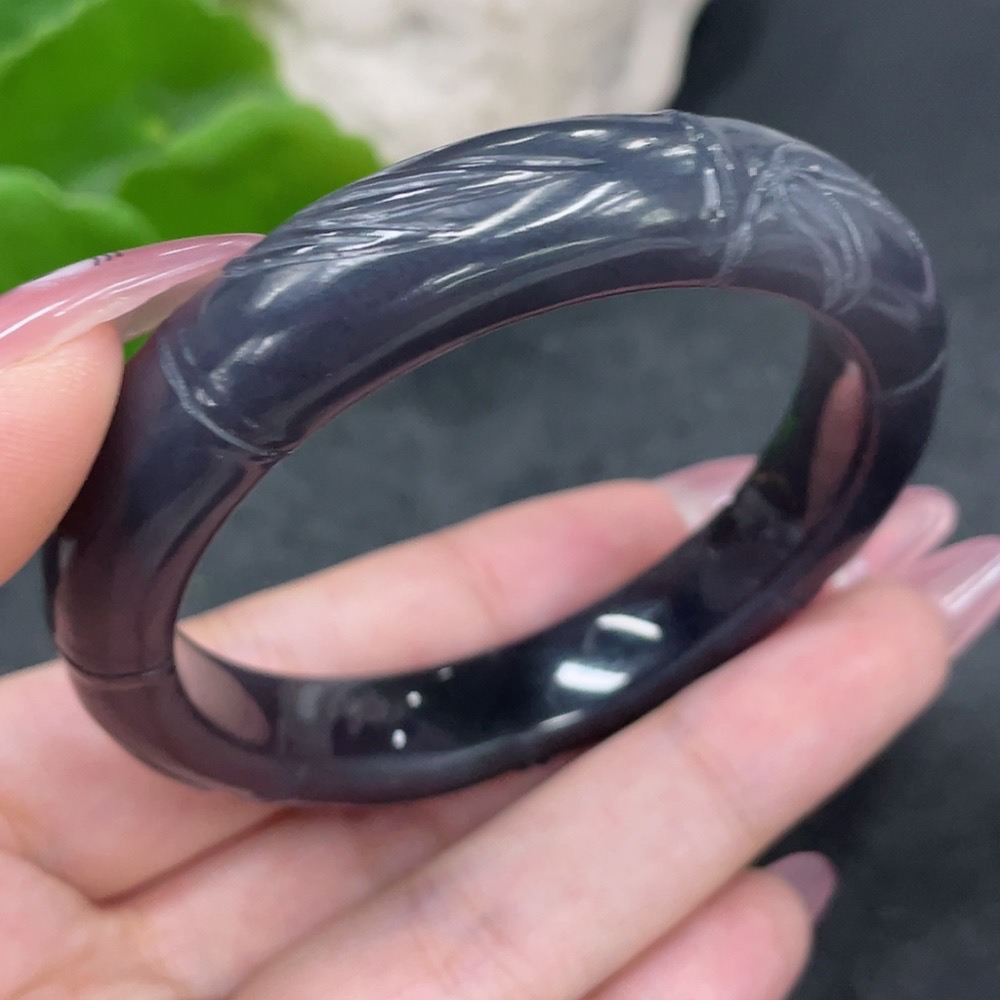 H33884710 Hetian Jade Carved Flower Bracelet Size 52.4 Total Weight Approx. 43.3g