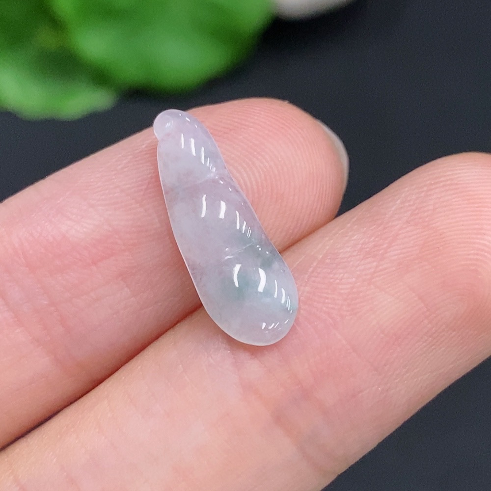 F31687427 Jadeite Lucky Bean Pendant Total Weight Approx. 0.3g