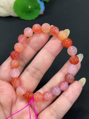 H42979573 盐源玛瑙手串 卡8.6mm左右 仅红色 货品总重约23g