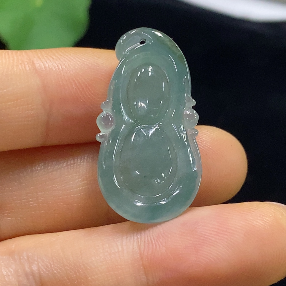 F34025314 Jadeite Gourd Pendant, Total Weight Approx. 6.84g