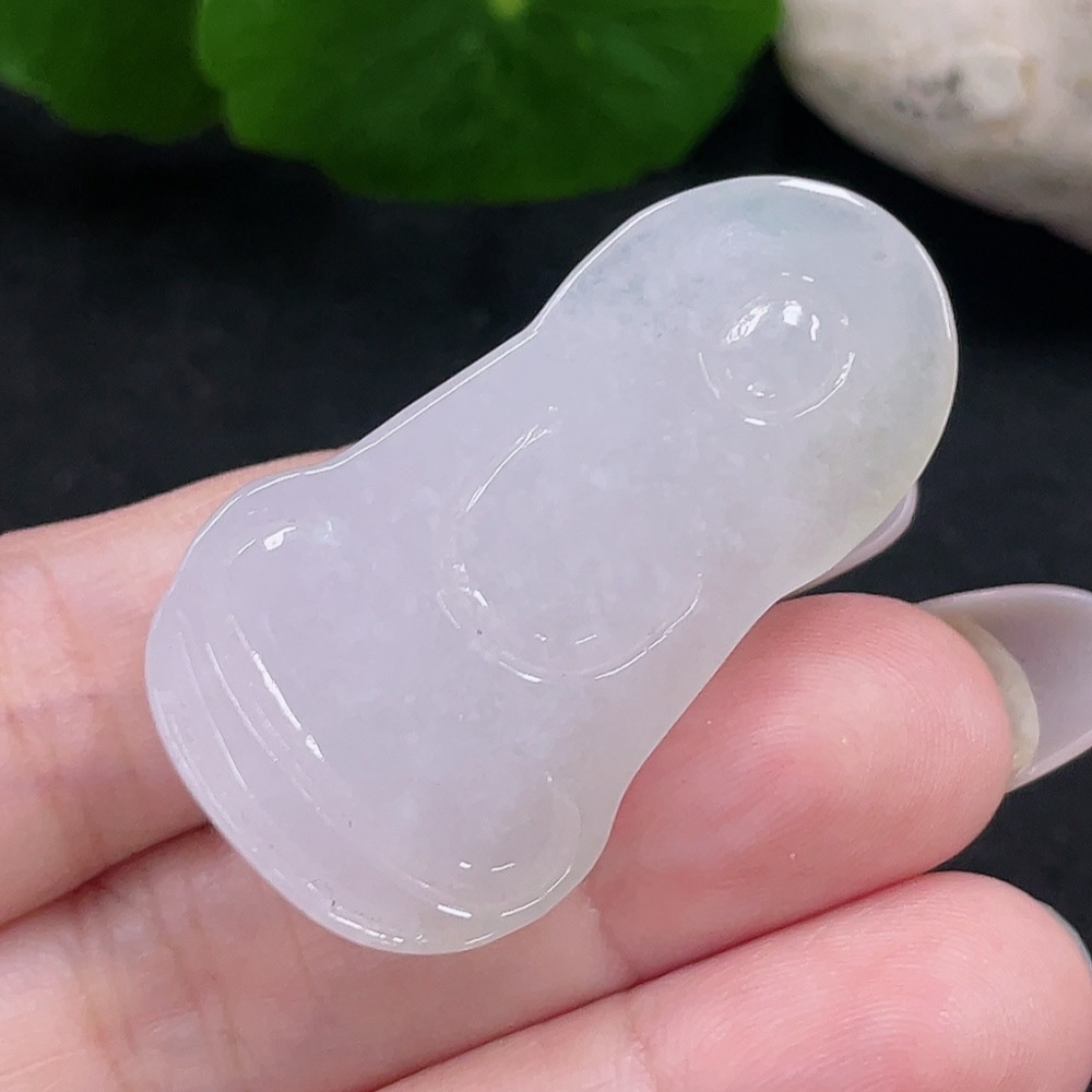 F32710122 Jadeite Guanyin Pendant Total Weight Approximately 13.4g