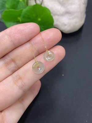 F46557873 翡翠镶嵌耳饰 18K金 货品总重约0.5克