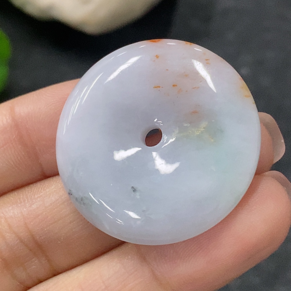 F34041947 Jadeite Pendant Peace Knot, Total Weight Approximately 11.29g, Undetermined Cause of Yellow Part Color