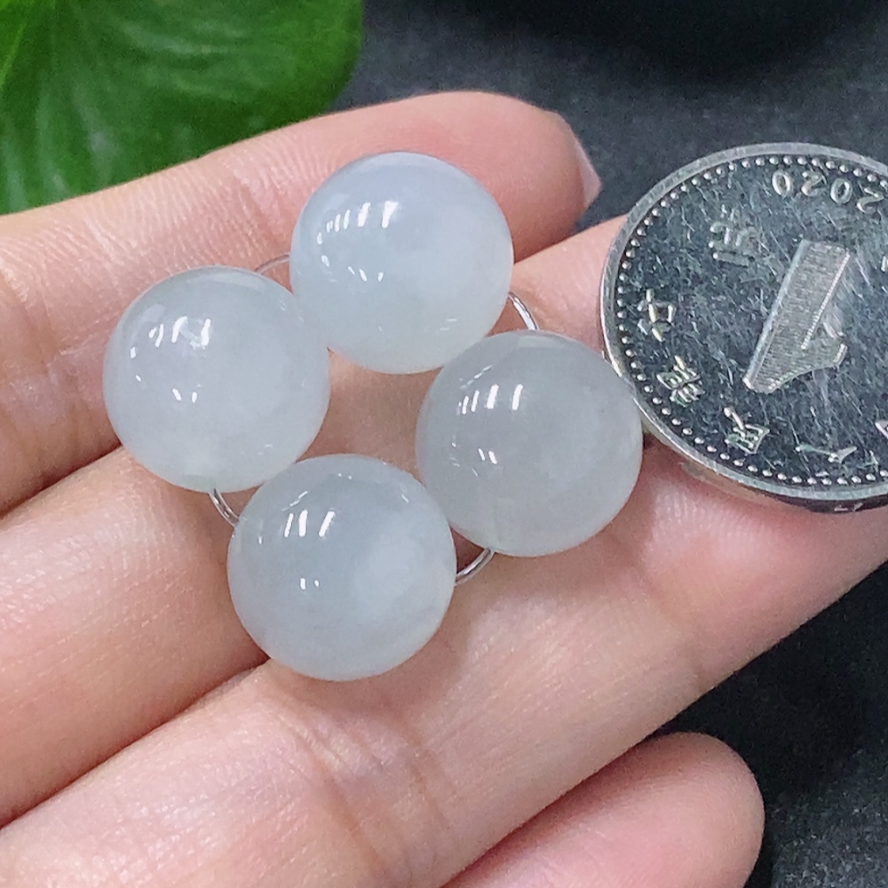 F34010292 Jadeite Beads Sell as a Lot