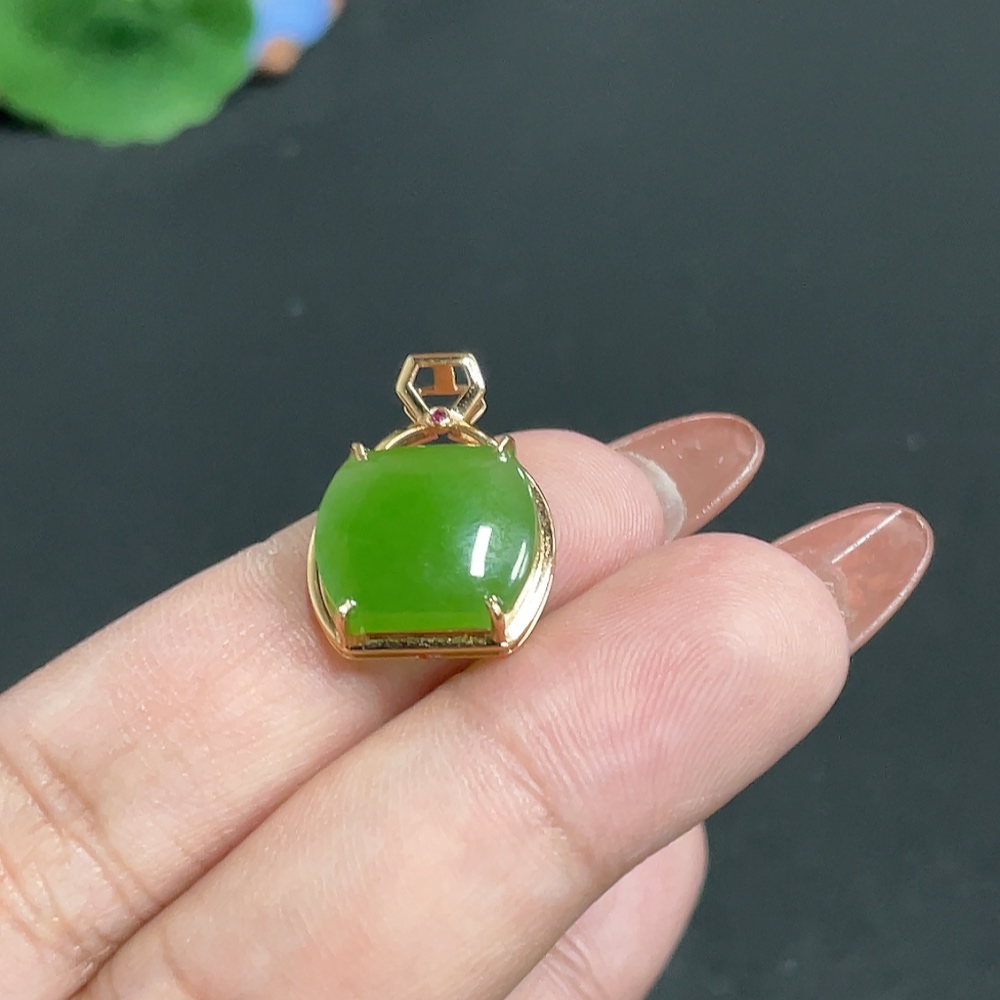H34010558 Hetian Jade Inlaid Pendant, Plain Pendant, 18k, Total Weight Approx. 2.1g