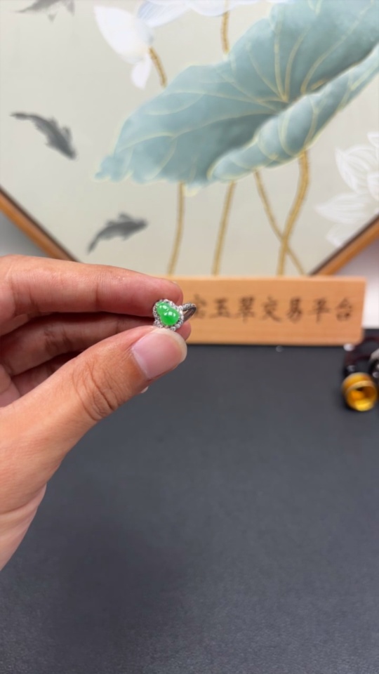 F31687543 Jadeite Gourd Inlay Ring, Non-Gold Inlay, Adjustable Size, Total Weight Approx. 1.8g
