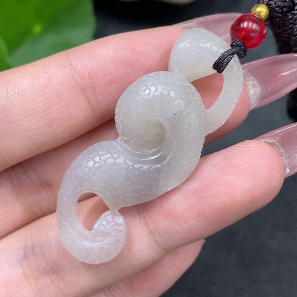 H33897177 Hetian Jade Pendant Snake Total Weight (with rope) 10g