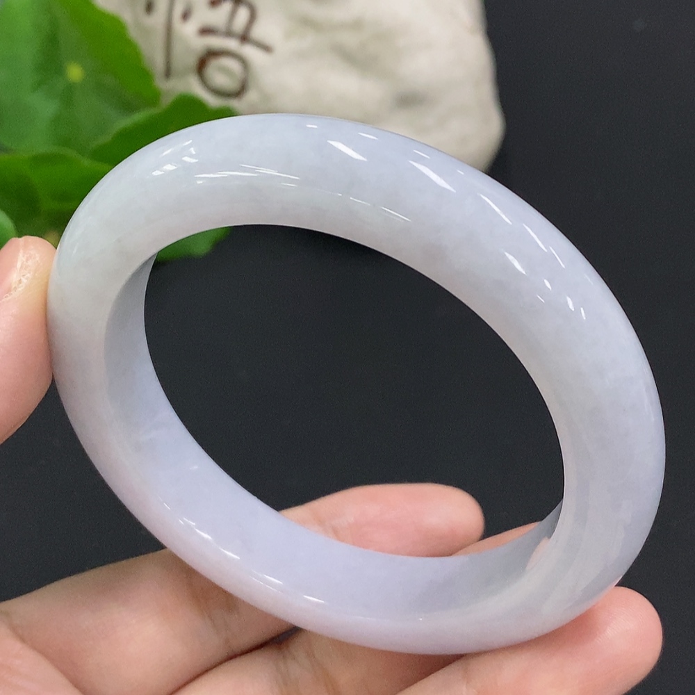 F34051757 Jadeite Round Bangle Size 56.4 Total Weight Approx. 67.5g