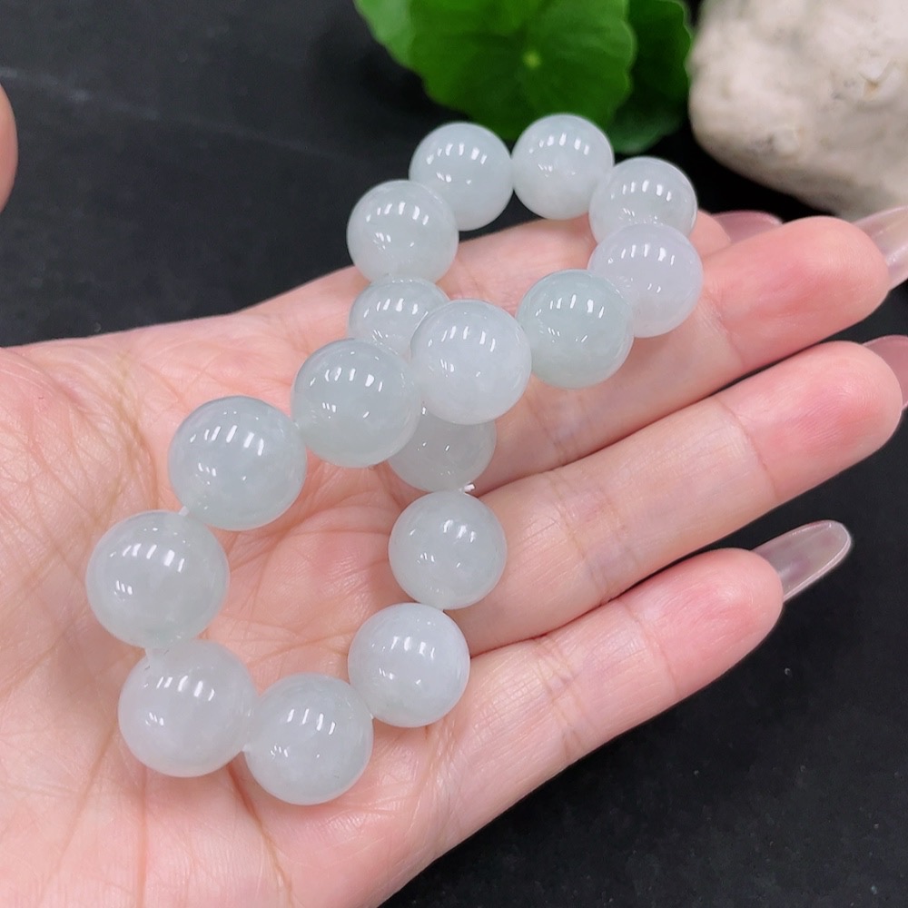 F34013541 Jadeite Bracelet, Approx. 12.5mm Beads, Total Weight About 58.7g