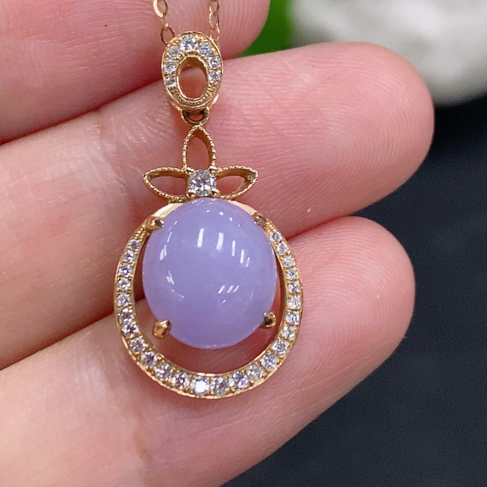 F32801708 Jadeite Cabochon Pendant with 18K Gold and Diamond Accents, Total Weight Approx. 3.7g (Including Chain)